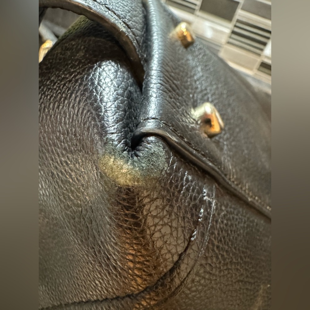 Coach Edie handbag, good used condition - Picture 13 of 15